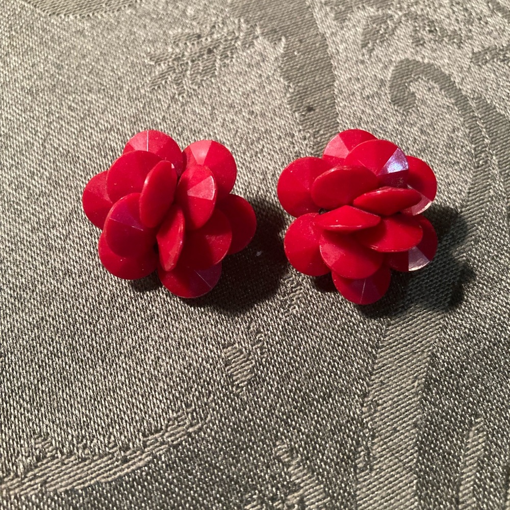 Vintage Clip On Earrings